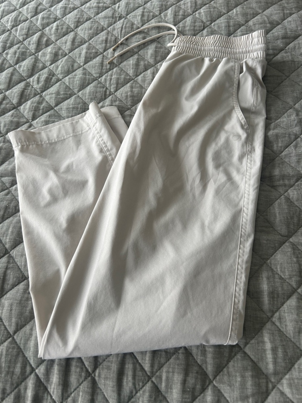 Light khaki Gap fit light weight pants